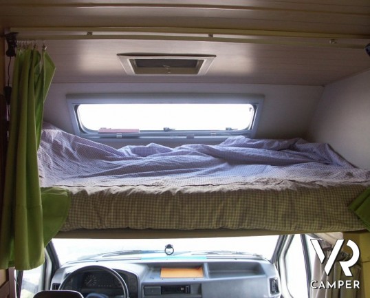 CI Turistico 540: camper usato mansardato a Torino, ottimo prezzo per una prima esperienza, camper d'occasione.