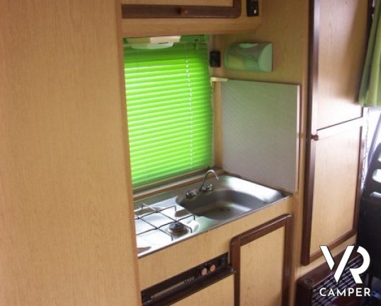 CI Turistico 540: camper usato mansardato a Torino, ottimo prezzo per una prima esperienza, camper d'occasione.