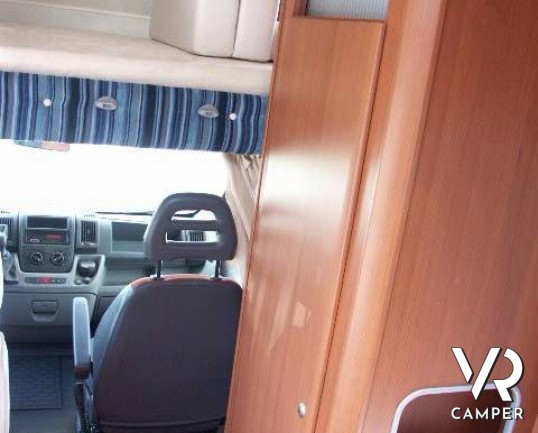 ELNAGH DUKE 46: camper usato da concessionaria con meccanica 2.3 M-Jet 130 cavalli e garage.