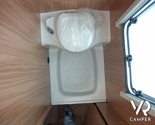 HYMER ERIBA EXCITING 505 - caravan usata in piemonte, roulotte occasione semi nuova, roulotte traino caravan