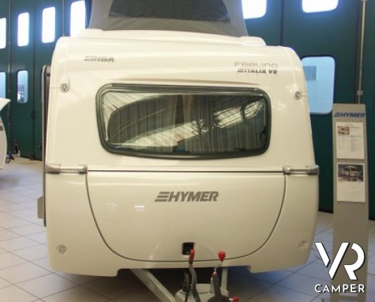 Eriba Feeling 425: caravan nuova a Torino ribassata su telaio AL-KO ribassato, letto sul tetto a soffietto, 5 posti.