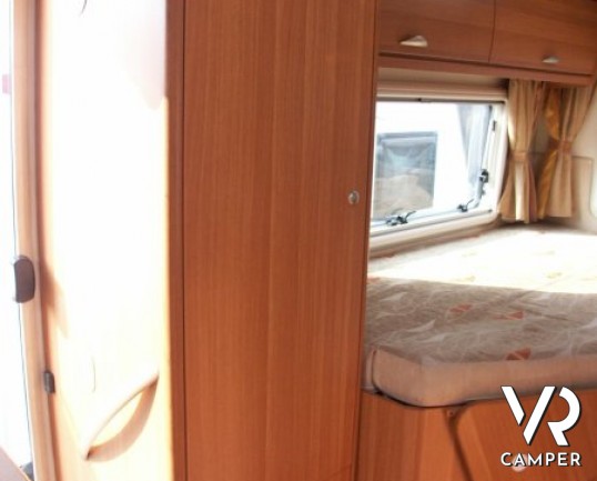 Giottiline Graal Y400 Classic: camper usato semintegrale su meccanica iveco 177cv e portamoto