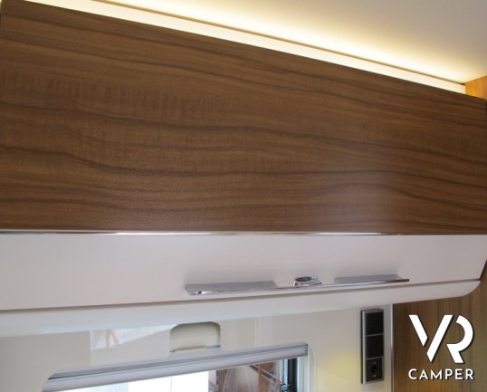 Hymer B 534 DL Duomobil: versione speciale nella classe Dynamic Line con il Duomobil, dinette a ferro di cavallo posteriore e garage