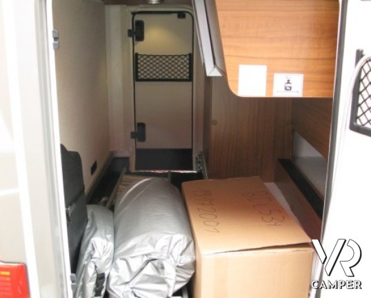 Hymer B 534 DL Duomobil: versione speciale nella classe Dynamic Line con il Duomobil, dinette a ferro di cavallo posteriore e garage