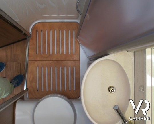 Hymer B 504 DL: nuova generazione di motorhome di fascia lusso, studiati nel dettaglio per ridurne il peso in marcia e aumentarne il carico utile.