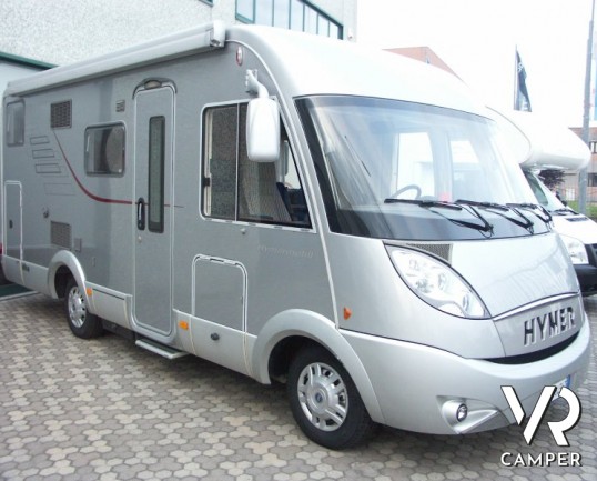 Hymer B 524 SL: camper usato motorhome con letti a castello posteriore e frigorifero da 160 litri. Telaio Al-Ko doppio pavimento con serbatoi coibenta