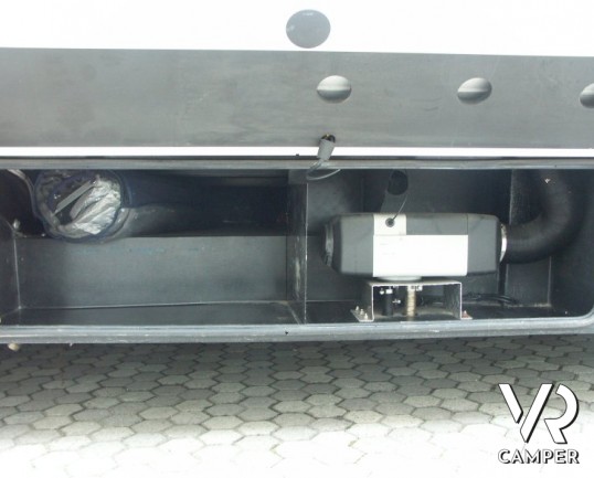 Hymer B 544 SL: camper usato motorhome con doppio pavimento AL-KO passante, full optional