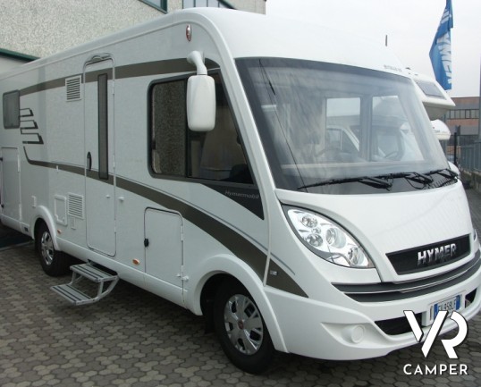 Hymer B 594 Premium Line: camper motorhome usato recente con garage, bagno doccia separata e sotto i 7 metri di lunghezza