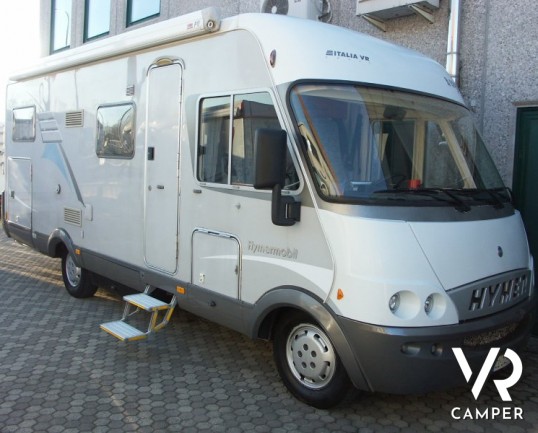 Hymer B 614 G: camper usato motorhome con garage posteriore, generatore di corrente, condizionatore a tetto.