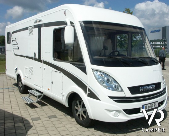 Hymer B 678 Premium Line: camper motorhome grande con letti gemelli in coda e garage