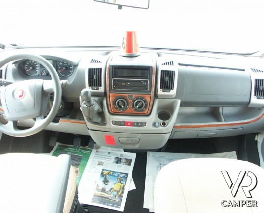 HYMER CAMP 614 STAR EDITION:mansardato usato con sistema coibentazione PUAL HYMER, ampio garage e meccanica Fiat 3.0 M-Jet