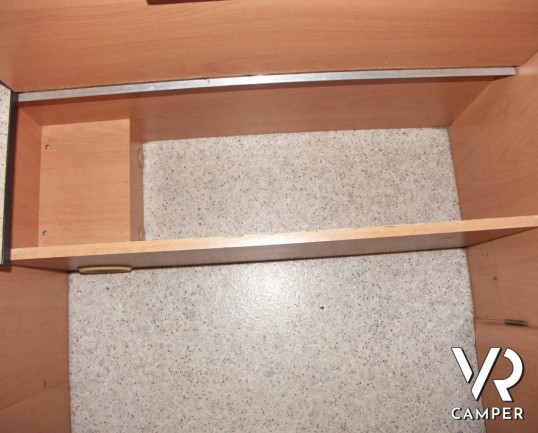 HYMER CAMP SWING 644 GARAGE: mansardato usato in piemonte, hymer con garage e letto matrimoniale in coda.