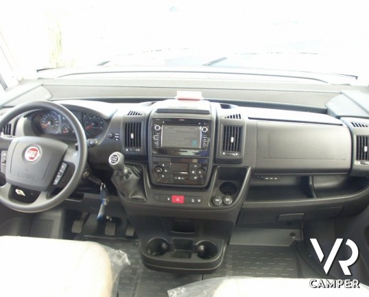 ymer Exsis-I 564 Experience: camper motorhome nuovo in versione speciale con antenna satellitare automatica e TV