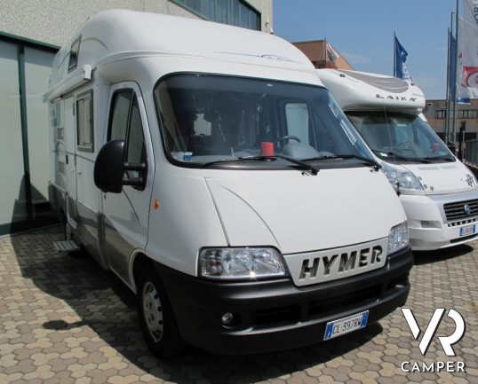 Hymer Exsis: motorhome usato compatto, 4 posti a dormire con letto basculante, e doccia grande