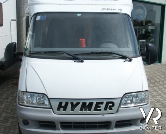 Hymer Exsis: motorhome usato unico nel suo genere con 4 posti letto in meno di 5 metri e mezzo