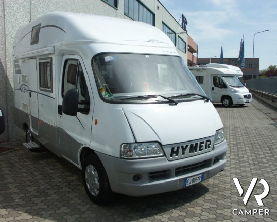 Hymer Exsis: motorhome usato unico nel suo genere con 4 posti letto in meno di 5 metri e mezzo