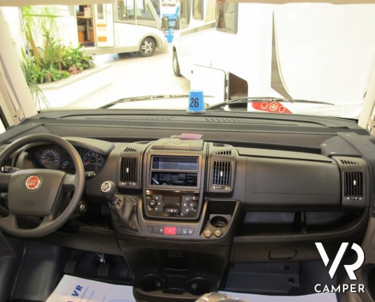 Hymer Exsis-I 504: camper motorhome nuovo compatto con letto matrimoniale in coda, ampio garage, letto basculante, 4 posti letto e omologati in solo 6