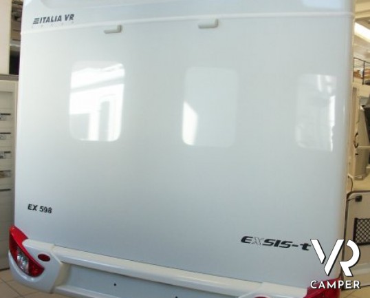 Hymer Exsis-T 598: semintegrale nuovo Hymer con letto nautico centrale, bagno e doccia separata.