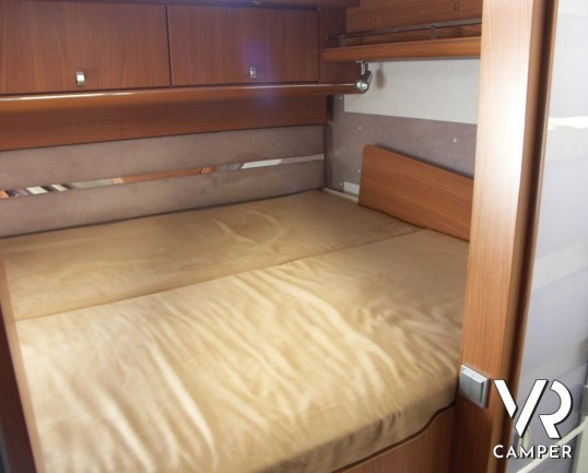 Hymer B 694 SL: camper usato in piemonte, motorhome di fascia lusso, con tanti accessori e garage!