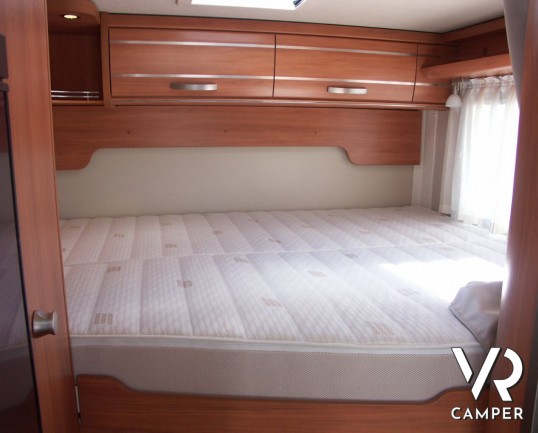 Hymer MLI 540: motorhome nuovo su mercedes con trazione posteriore e garage