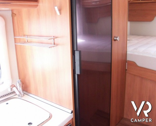 Hymer MLI 540: motorhome nuovo su mercedes con trazione posteriore e garage