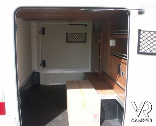 Hymer MLI 620: motorhome nuovo su mercedes con garage doccia e bagno separati