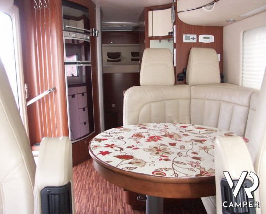 Hymer S 800: maxi motorhome usato con garage, camper in patente C, 5.000 kg