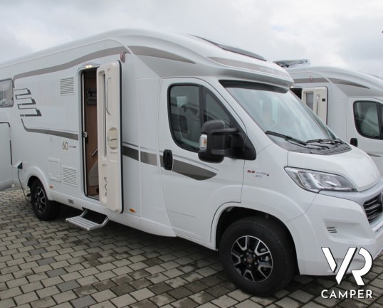 Hymer Tramp 578 GL: camper semintegrale nuovo Hymer sotto i 7 metri con letti gemelli posteriori e garage, 4 posti omologati.