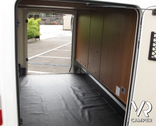 Hymer Tramp 588 SL: camper semintegrale nuovo Hymer con doppio pavimento, letti a castello