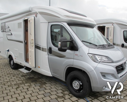 Hymer Tramp 594 GL: semintegrale Hymer nuovo a prezzo speciale con garage e letto matrimoniale in coda, sotto i sette metri di lunghezza