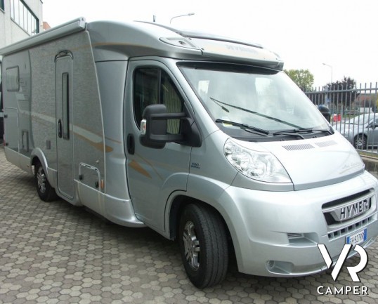 Hymer Tramp 614 SL: camper usato semintegrale con letto matrimoniale in coda e garage.