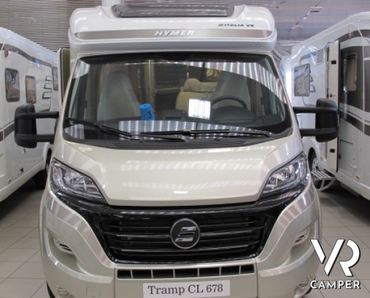 Hymer Tramp 678 CL Gold Limited: camper nuovo Hymer in versione speciale con letto basculante, letti gemelli e dinette a "L" grande.