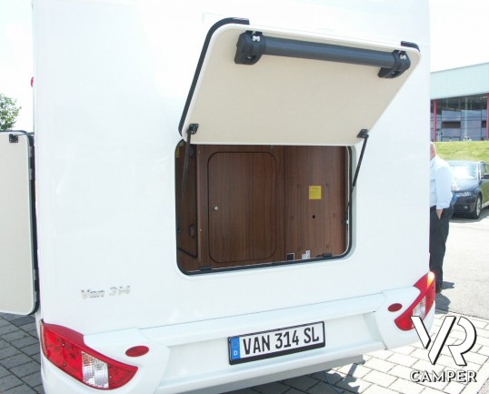 Hymer Van 314 SL: semintegrale piccolo con garage e doppio pavimento