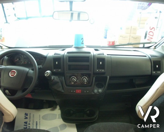 Hymer Van 314 SL: camper semintegrale compatto con garage. L'alternativa al furgone, migliorando gli spazi, con garage e coibentazione PUAL da motorho