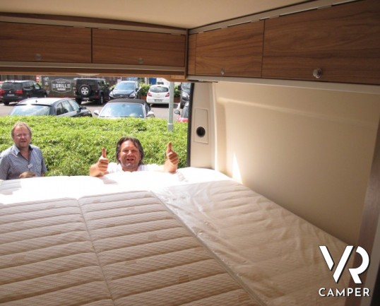 HymerCar Grand Canyon: camper puro attrezzato per le vacanze con letto matrimoniale posteriore e frigorifero grande