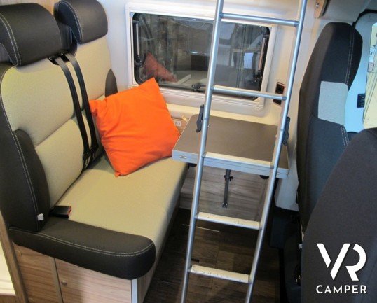 HymerCar Grand Canyon: furgonato su mercedes benz con letto matrimoniale in coda e possibilità di letto sul tetto apribile