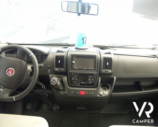 Hymercar Rio: camper puro usato piccolo e compatto per l'utilizzo di tutti i giorni in offerta.