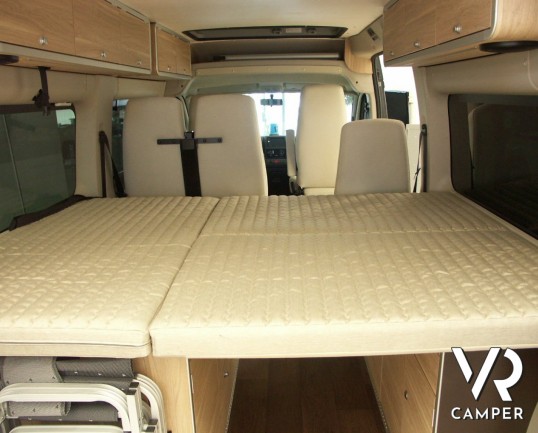 Hymercar Rio: camper puro usato piccolo e compatto per l'utilizzo di tutti i giorni in offerta.