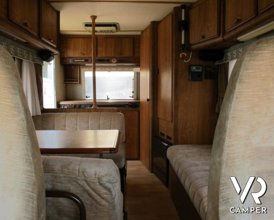 Hymermobil 544: il motorhome per eccellenza, camper usato per prima esperienza, robusto e ottimo per l'inverno