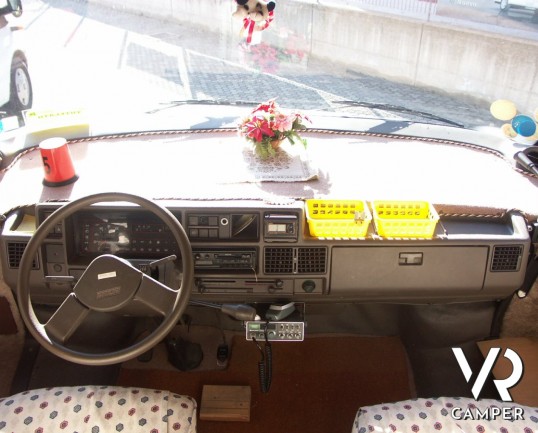 Hymermobil 544: camper usati motorhome a Torino. Ottimo motorhome usato compatto e di alta qualità