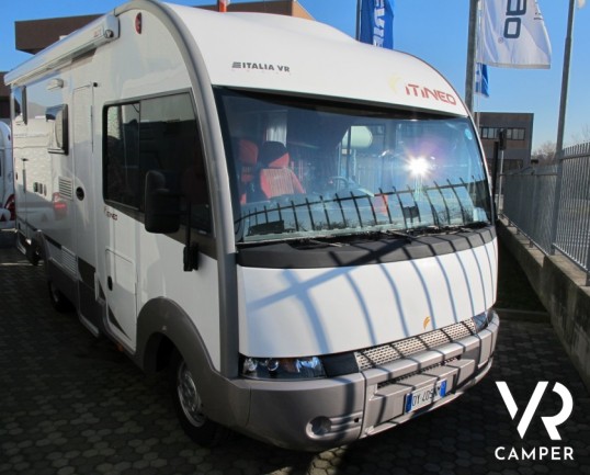 Itineo 610 G: camper motorhome in vendita usato a Torino, compatto, 4 posti con garage e ampia vivibilità interna