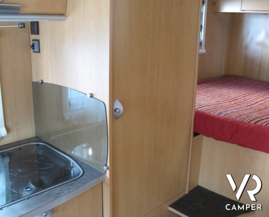 Itineo 610 G: camper motorhome in vendita usato a Torino, compatto, 4 posti con garage e ampia vivibilità interna