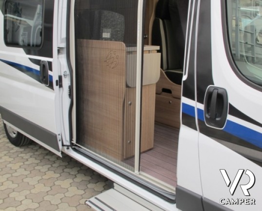 Knaus Boxstar Family 600: furgonato 5 posti a dormire con doppio letto matrimoniale posteriore basculante, qualità tedesca Knaus