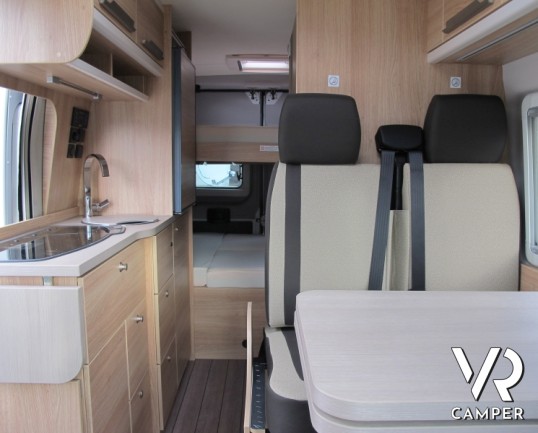 Knaus Boxstar Family 600: furgonato 5 posti a dormire con doppio letto matrimoniale posteriore basculante, qualità tedesca Knaus