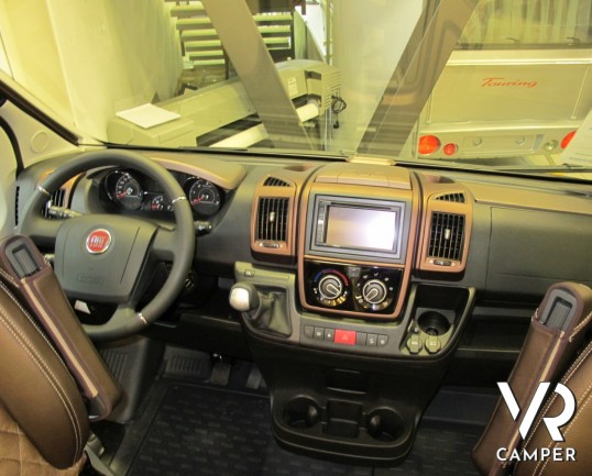 Knaus Boxstar Plus Lifetime 600: furgone attrezzato in versione speciale con letti gemelli e doccia separata