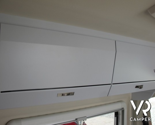 Knaus Boxstar 630 ME Saint & Sinner: nuovo furgonato in versione speciale con colorazioni rosse, e pacchetto sportivo