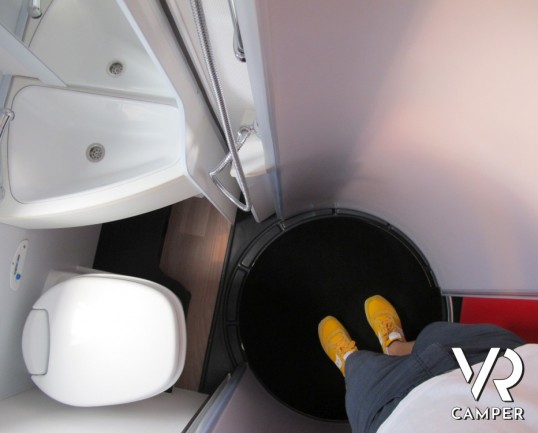 Knaus Boxstar 630 ME Saint & Sinner: nuovo furgonato in versione speciale con colorazioni rosse, e pacchetto sportivo