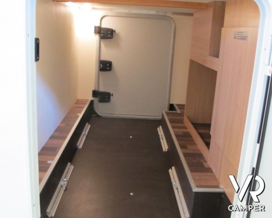 Knaus Sky Wave 650 MG: camper semintegrale nuovo Knaus a Torino con garage e letto basculante sotto i 7 metri di lunghezza.