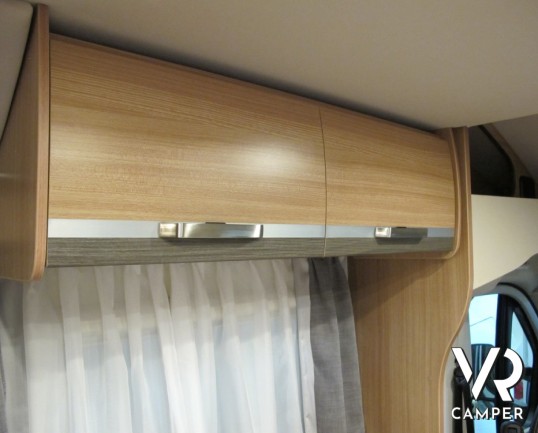 Knaus Sky Wave 650 MG: camper semintegrale nuovo Knaus a Torino con garage e letto basculante sotto i 7 metri di lunghezza.