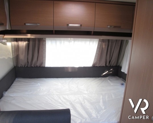 Knaus Sport 500 QDK: caravan nuova 6 posti, leggera per il traino con letti a castello, dinette e letto matrimoniale. Attrezzata con boiler e stufa